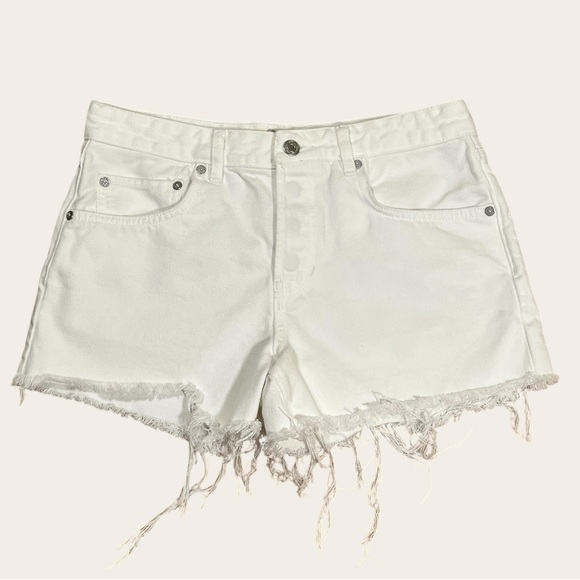 WE THE FREE Now Or Never Raw Hem Denim Short In Ecru - Picture 2 of 8